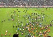 Serbu Lapangan, Fans Trabzonspor Tidak Terima Kekalahan Dari Fenerbahce