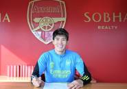 Takehiro Tomiyasu Bahagia Teken Kontrak Baru di Arsenal