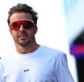 Fernando Alonso Bahas Mengenai Masa Depannya Bersama Aston Martin