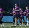 Arema FC Diingatkan Tetap Jaga Konsentrasi di Derby Jatim
