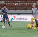 Persebaya Surabaya Persembahkan Kemenangan di Derby Jatim untuk Bonek