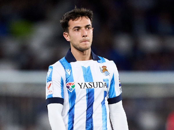 Arsenal banyak dikaitkan dengan gelandang Real Sociedad, Martin Zubimendi