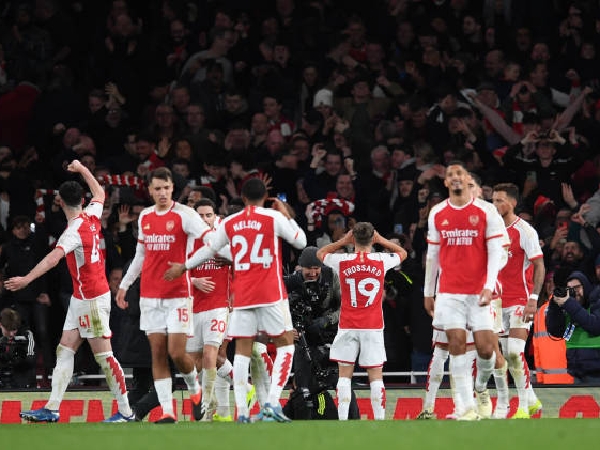 Arsenal saat ini duduk di peringkat kedua di Premier League