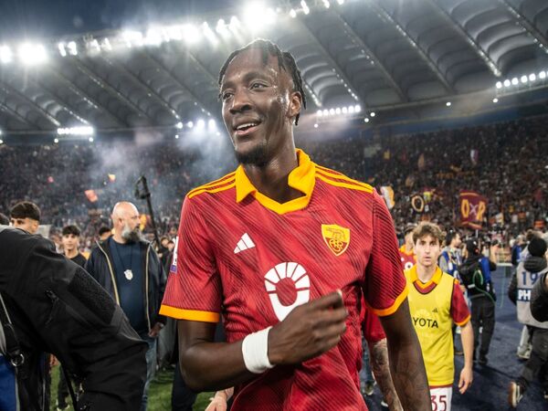 Tammy Abraham buka suara kepada awak media, setelah kembali main untuk AS Roma pasca absen selama 9 bulan / via Getty Images