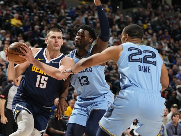 Nikola Jokic Antarkan Denver Nuggets Mengalahkan Timberwolves
