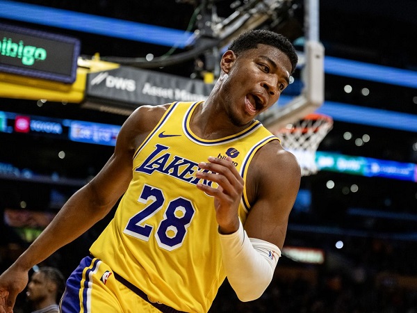 Rui Hachimura bicara soal penyebab Lakers keok dari Warriors.