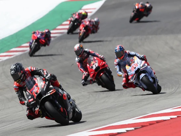 Hasil Sprint Race MotoGP Amerika: Vinales Catat Kemenangan Perdana