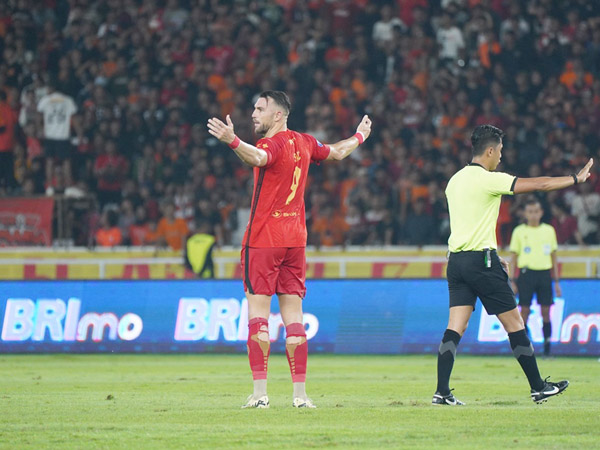 Penyerang Persija Jakarta, Marko Simic merayakan gol ke gawang Persis Solo