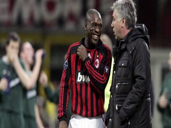 Clarence Seedorf memberikan pujian setinggi langit untuk Carlo Ancelotti, yang baru saja mengantarkan Real Madrid lolos ke semifinal Liga Champions musim ini / via Getty Images