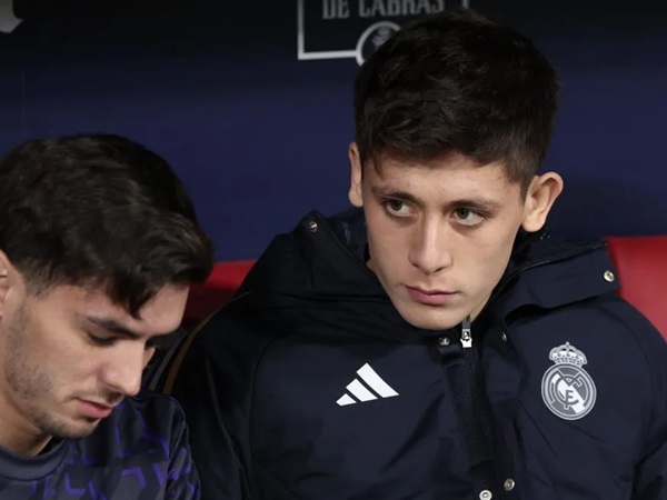 Real Betis Menjalin Kontak untuk Merekrut Guler