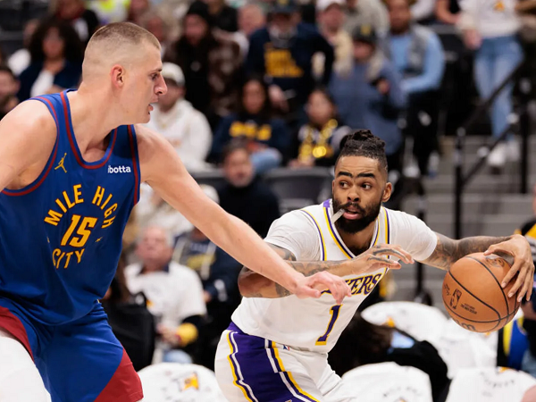 Darvin Ham minta D'Angelo Russell untuk tetap agresif di game kedua.