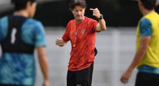 Borneo FC Telan Dua Kekalahan Beruntun, Pieter Huistra Sebut Hal Ini