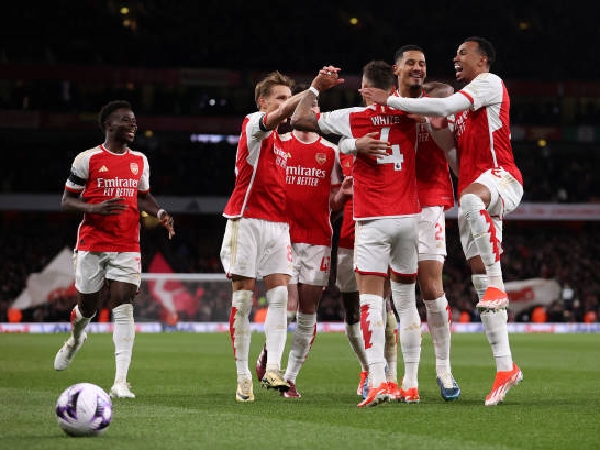 Arsenal membantai Chelsea 5-0 di Emirates Stadium