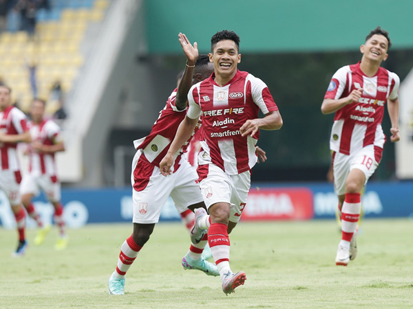 Pemain Persis Solo, Althaf Indie merayakan gol ke gawang Persik Kediri