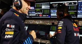 Adrian Newey Bakal Segera Tinggalkan Red Bull?