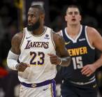 LeBron James Lega Lakers Mengalahkan Denver Nuggets