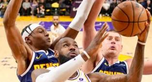 Playoff NBA: Los Angeles Lakers Tekuk Nuggets 119-108, Perkecil Skor 3-1