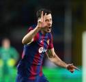 Robert Lewandowski Tepis Rumor Akan Tinggalkan Barcelona