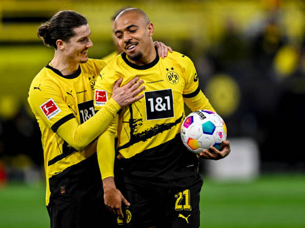 Hadapi PSG, Dortmund Harap Marcel Sabitzer dan Donyell Malen Bisa Main