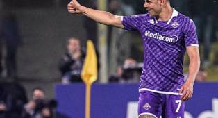 Bawa Fiorentina Menang atas Brugge, Riccardo Sottil Cedera