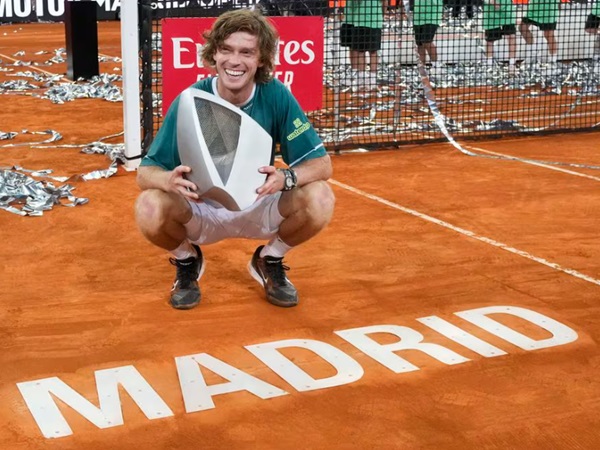 Andrey Rublev Susah Payah Angkat Gelar Masters Kedua Dalam Karier Di Madrid