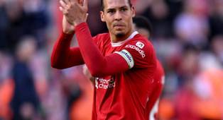 Virgil van Dijk Beri Update soal Kontrak Barunya Bersama Liverpool