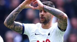 Dikritik Postecoglou, Romero Beri Dukungan Pada Dua Pemain Tottenham