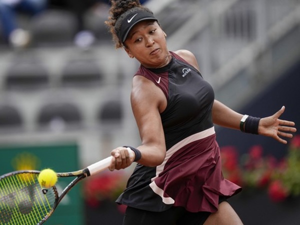 Singkirkan Marta Kostyuk, Naomi Osaka Meluncur Ke Babak Ketiga Di Roma