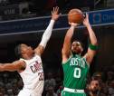 Playoff NBA: Boston Celtics Hantam Cleveland Cavaliers 106-93, Unggul 2-1