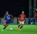 Persib Tahan Imbang Bali United 1-1 di Semifinal Leg Pertama