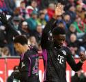 Madrid Tak Serius, Alphonso Davies Bisa Bertahan Lebih Lama di Bayern