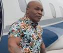 Mike Tyson Buka Suara Usai Alami Gangguan Medis Dalam Penerbangan