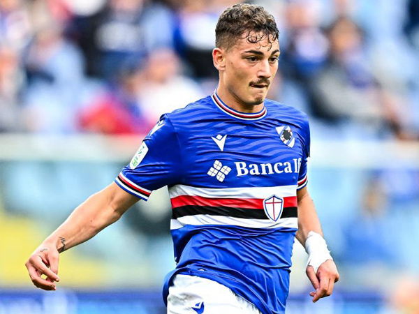 Sebastiano Esposito.