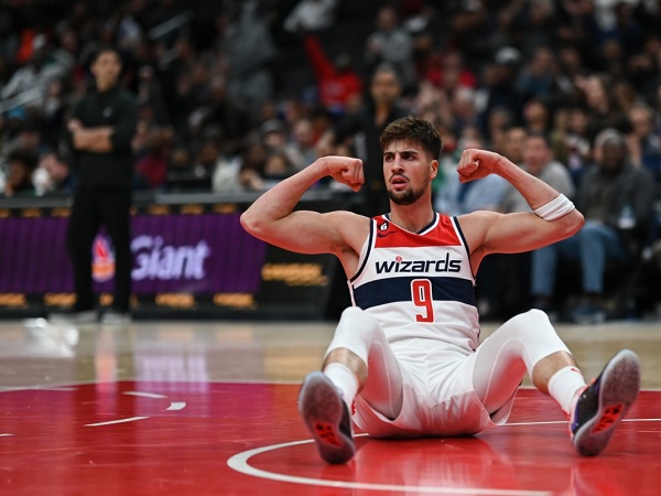Deni Avdija dilepas Washington Wizards menuju Portland Trail Blazers.