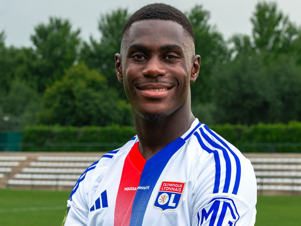 Rekrut Moussa Niakhate, Olympique Lyonnais Pecahkan Rekor Transfer