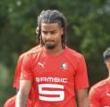 Bek Rennes, Lorenz Assignon Masuk Radar Transfer Aston Villa