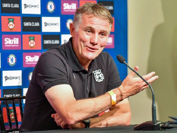 Manajer Wrexham, Phil Parkinson