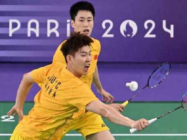 Liu/Ou Sikat Hoki/Kobayashi, Persaingan Grup D Olimpiae Paris Kian Sengit