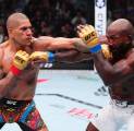 Alex Pereira Hentikan Perlawanan Rountree, Pertahankan Gelar Di UFC 307