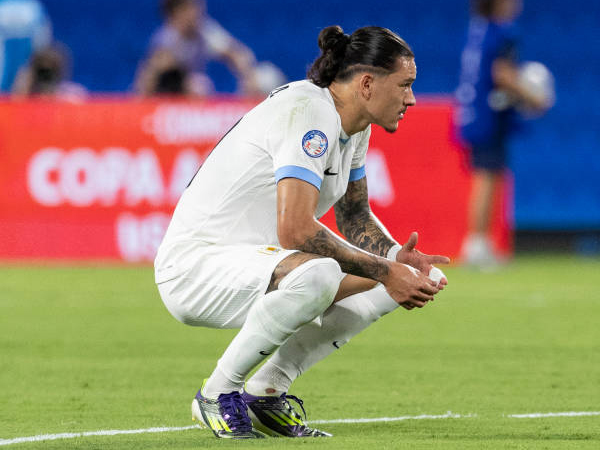 Marcelo Bielsa Pernah Buat Nunez Menangis, Luis Suarez Bongkar Insiden
