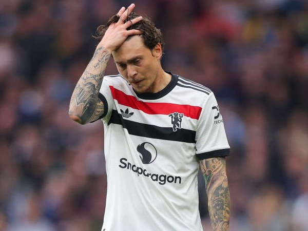 Victor Lindelof.
