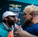 Floyd Mayweather Bersedia Lawan Jake Paul, Meski Lebih Ringan 50 Pound