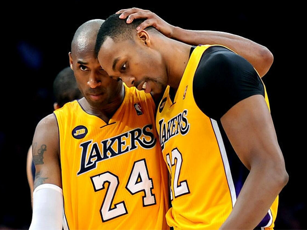 Dwight Howard berani sebut Kobe lebih baik daripada Jordan.