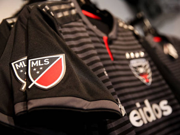 Dikontrak Hingga 2026, DC United Resmi Datangkan Bek Derek Dodson