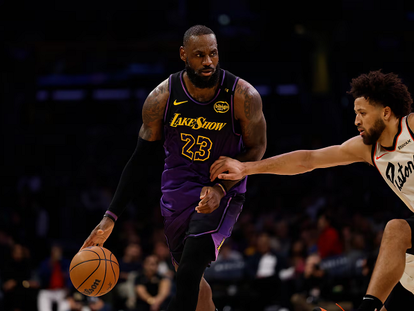 LeBron James tak menyangka bisa bertahan di NBA hingga usia 40 tahun.
