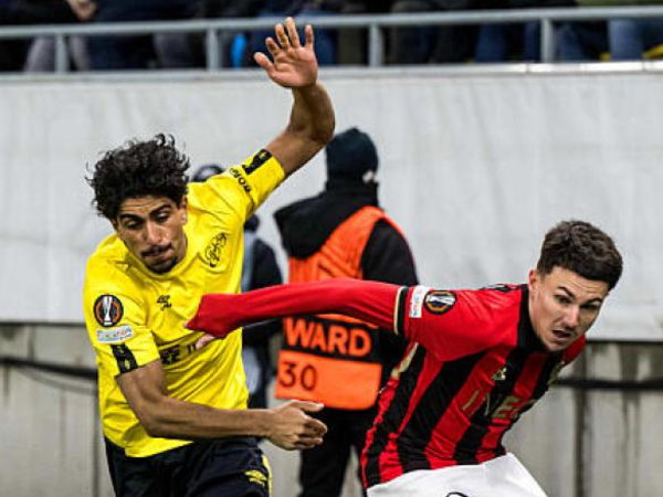 Gelandang OGC Nice Tom Louchet