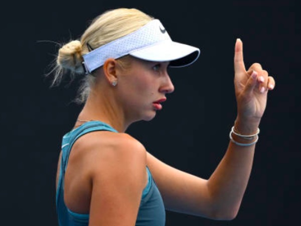 Anastasia Potapova Permalukan Julia Grabher Di Linz