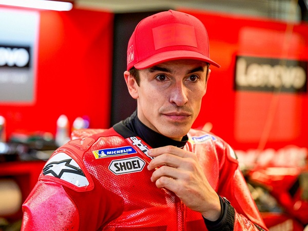 Marc Marquez ingin tetap merendah meski kendarai motor terbaik.