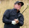 Phil Mickelson Mundur Dari Turnamen Pembukaan LIV Golf Karena Cedera