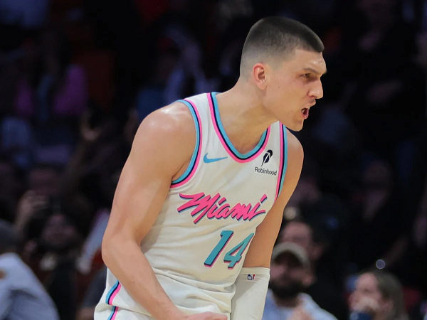 Tyler Herro frustasi Miami Heat gagal tutup paruh pertama musim dengan manis.